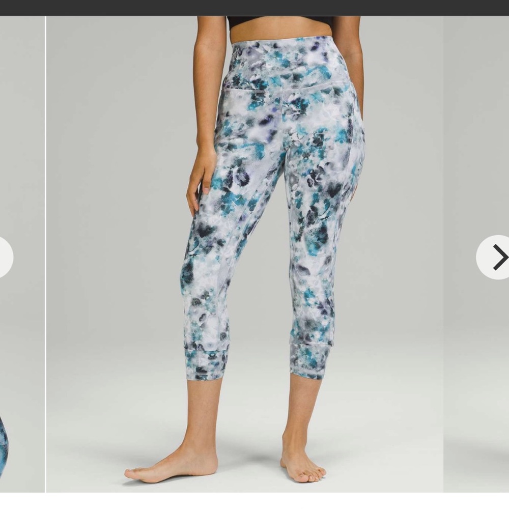 Lululemon Align High Rise Crop with Pockets 23"
Kaleidofloral Multi